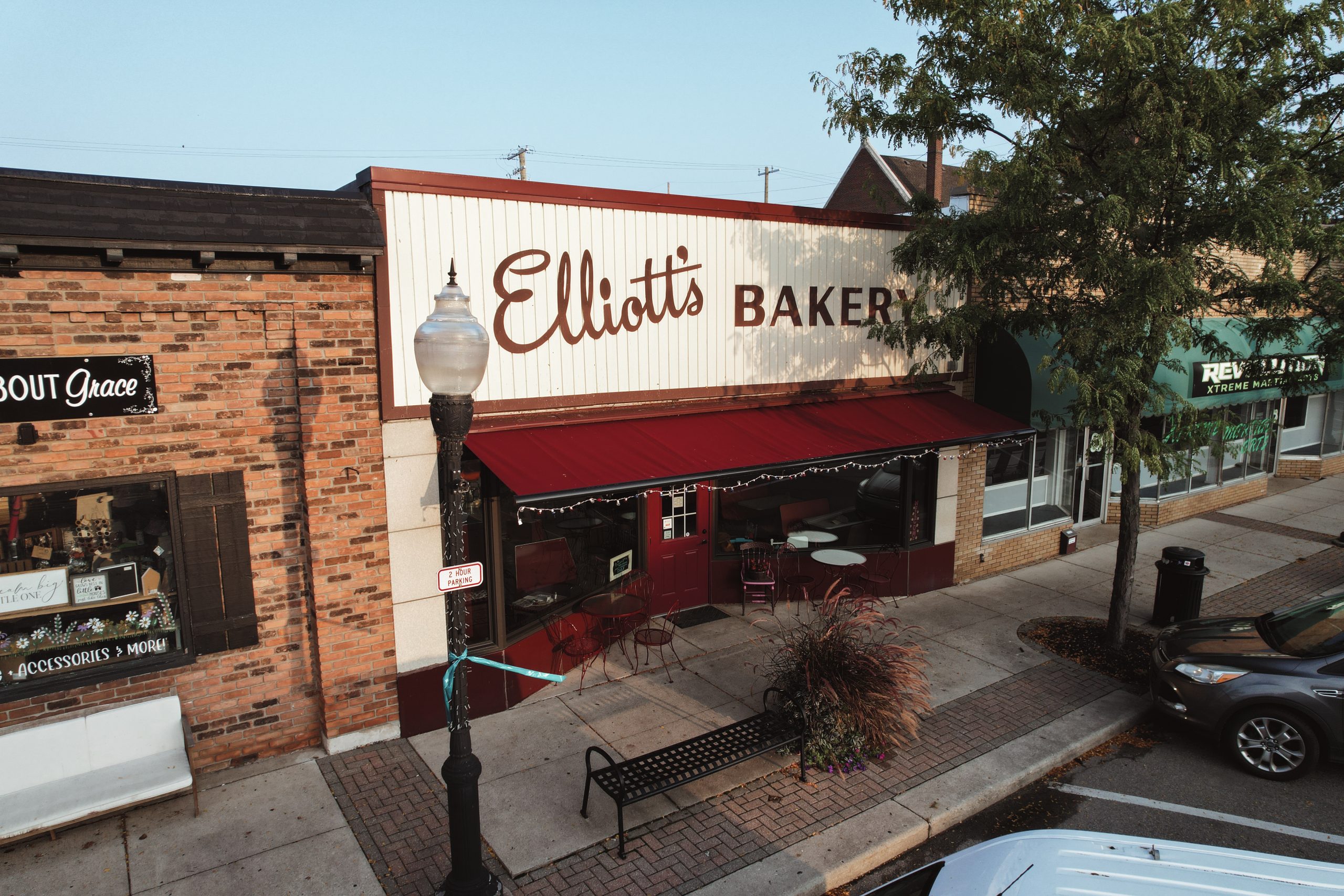 Elliotts Bakery Michigan